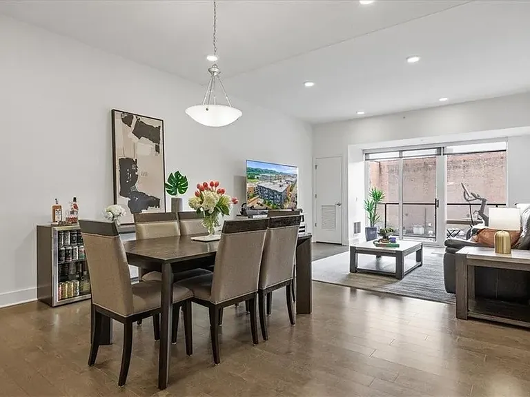 2419 Smallman St #305 — Photo 4