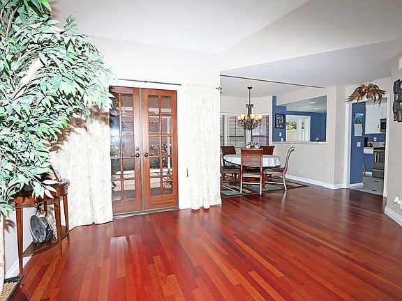 4th image of 15969 Avenida Villaha Unit 21