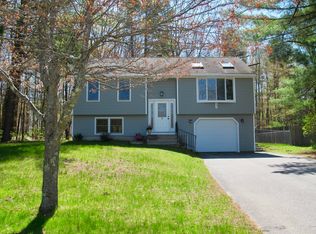 3 Ridgeview Dr, Biddeford, ME 04005