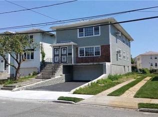 1502 Egmont Pl, Far Rockaway, NY 11691