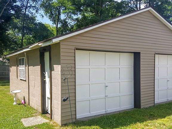 2 Stall Garage