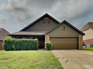 3914 W 108th St S, Jenks, OK 74037