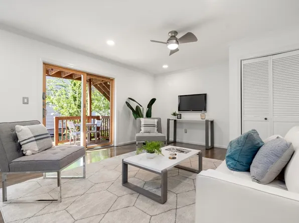 12 Franklin St #1, Boston, MA 02129