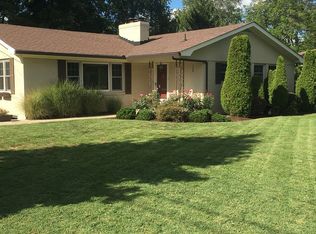 32 Chamberry Cir, Louisville, KY 40207