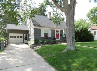 725 Grove St, East Lansing, MI 48823