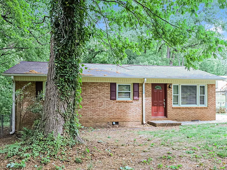 2910 Freida Ln — Photo 3