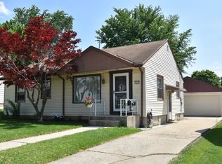 3416 N 97th St, Milwaukee, WI 53222