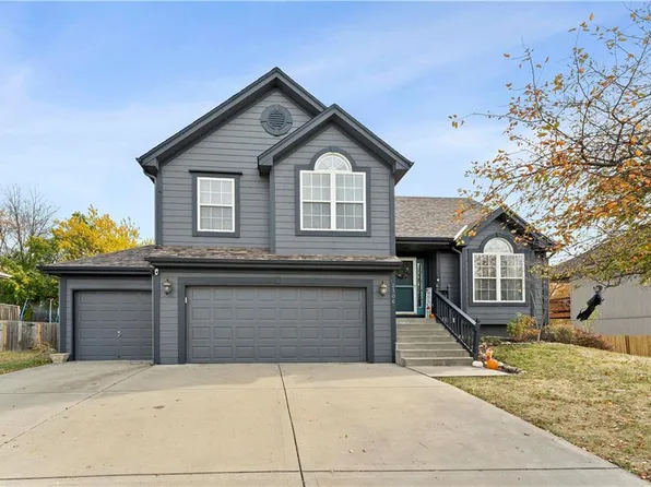 2306 Summit Trl, Kearney, MO 64060