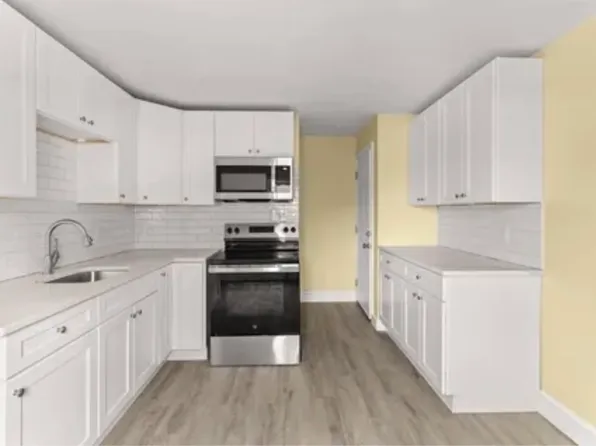 29 Saint Casimir Ave #1, Brockton, MA 02302