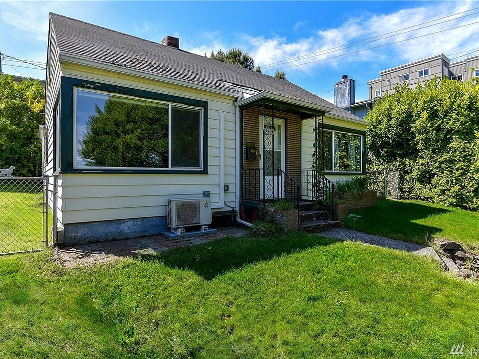 1st image of 2506 Yakima Ave
