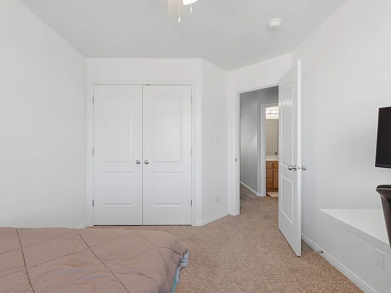 10302 N Morgan Blvd — Photo 10