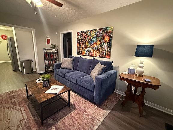 5th image of 717 E Gimber St
