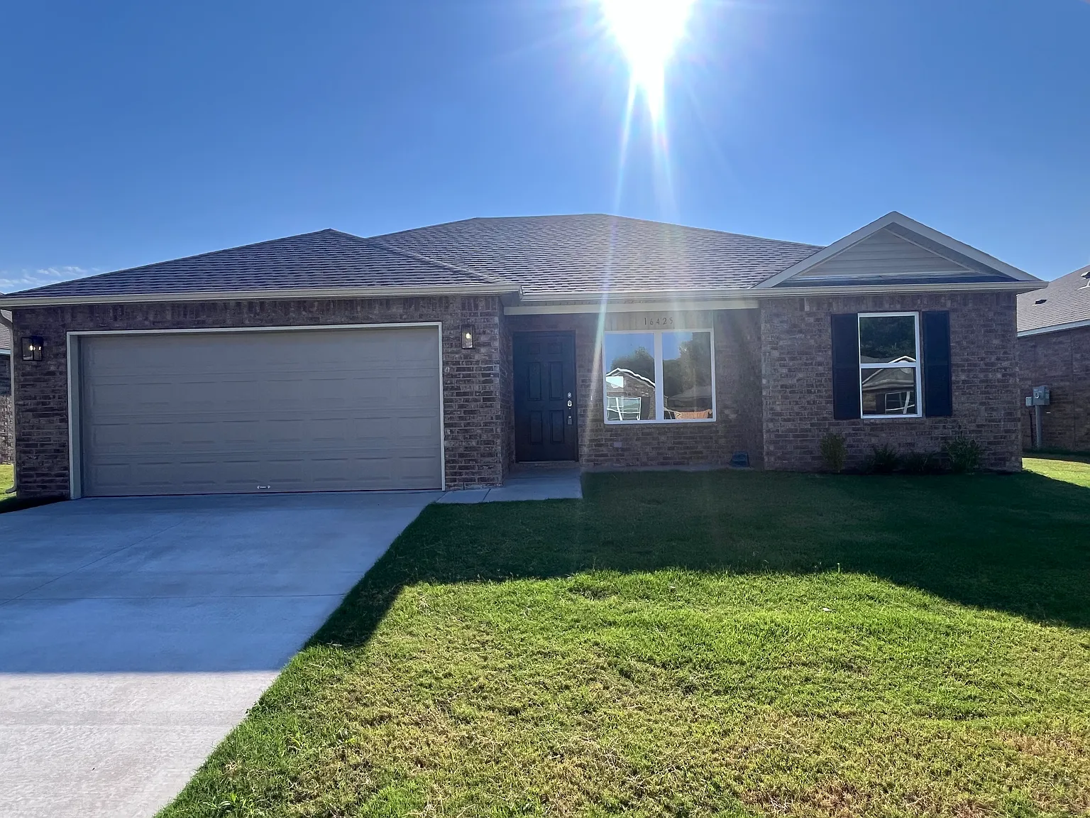 3 bed, 1143 sqft, $1,550 — Photo 2