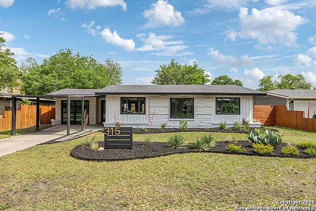 315 Ridgehaven Pl — Photo 2
