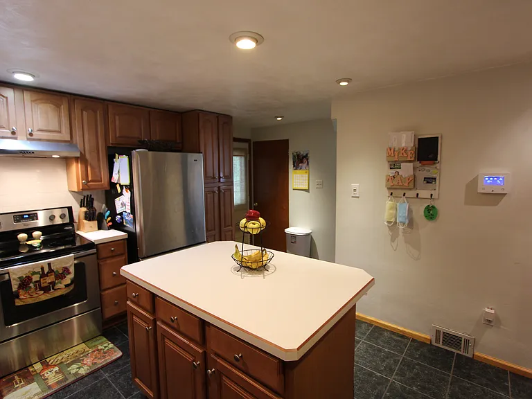 3441 Brighton Rd — Photo 35