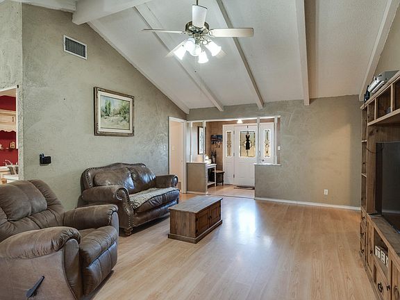 4th image of 5 Fawnwood Ct