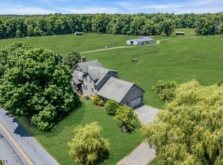 76 Oak Grove Rd, Flemington, NJ 08822