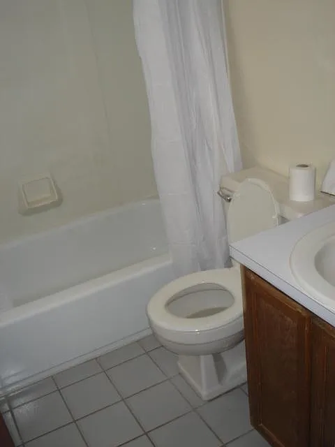 2 bed, 900 sqft, $2,800 — Photo 4