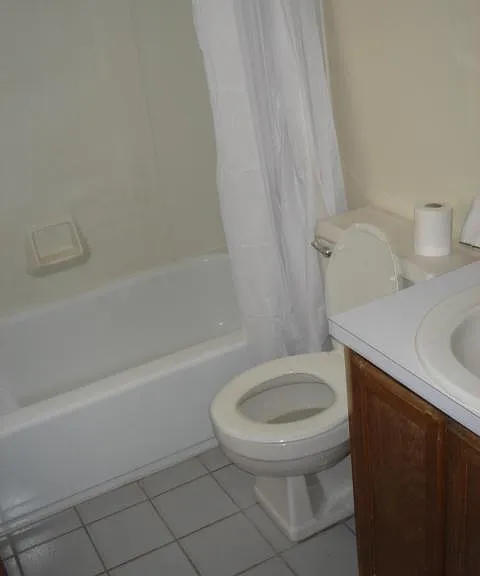 230 Main St #2 — Photo 4