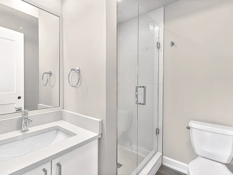 370 Cambridge St N #1 — Photo 15