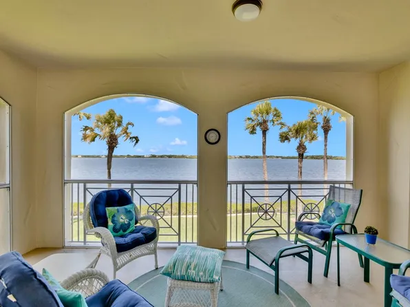 5360 E Harbor Village Dr APT 201, Vero Beach, FL 32967