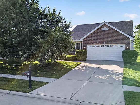 3rd image of 127 Granite Way