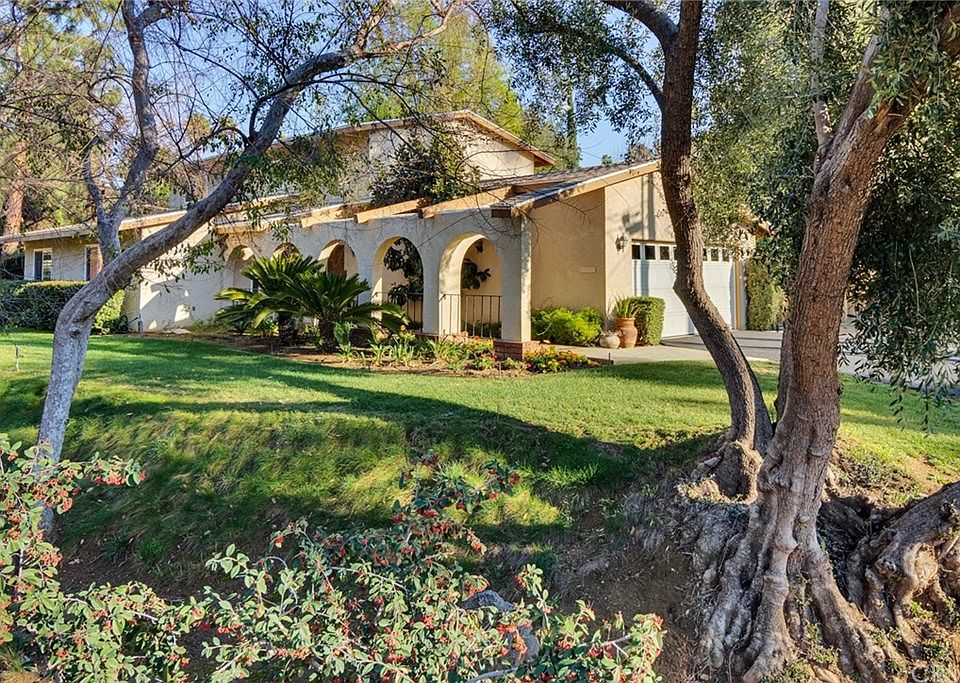 1st image of 1425 Elizabeth Crest Dr