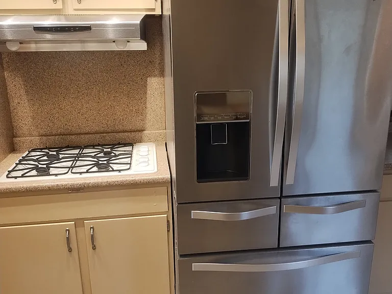 Range and Refrigerator