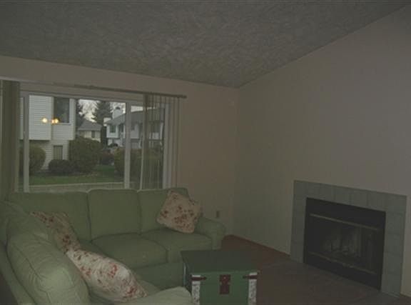 5th image of 958 E Calkins Dr