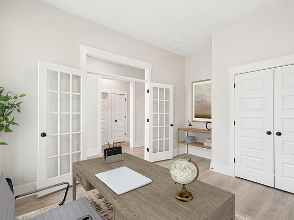 3rd image of 207 Dumain Ct