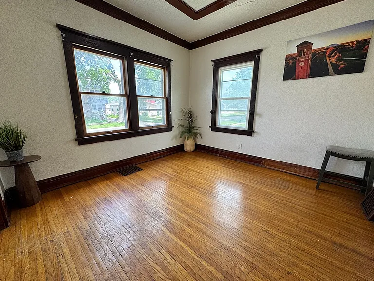 826 Williston Ave — Photo 9