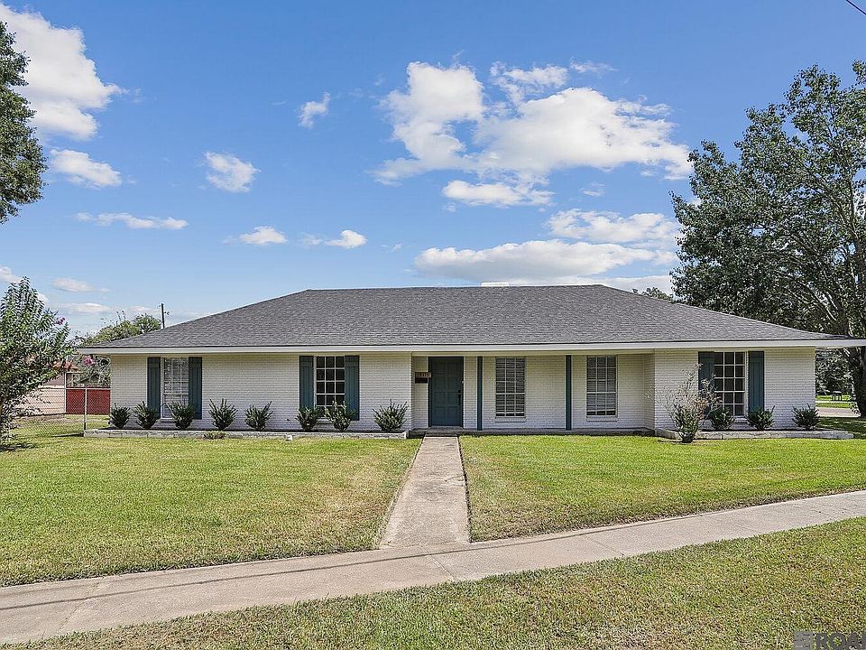 1st image of 58315 Bayou Rd