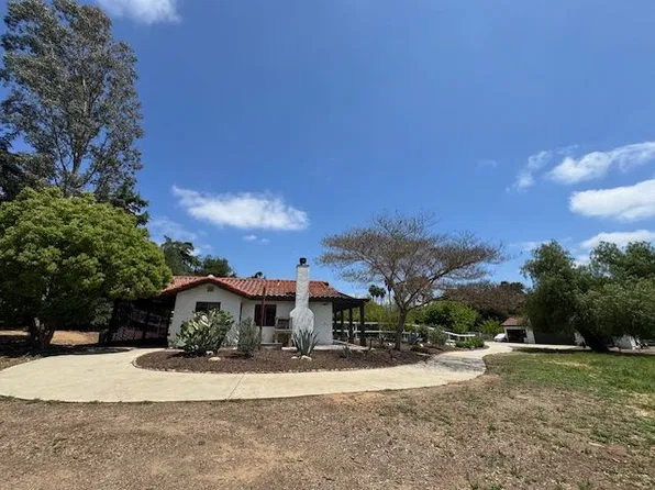 101 Longhorn Ln #A, Ojai, CA 93023