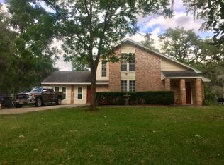 324 Buffalo Trl, Lake Jackson, TX 77566