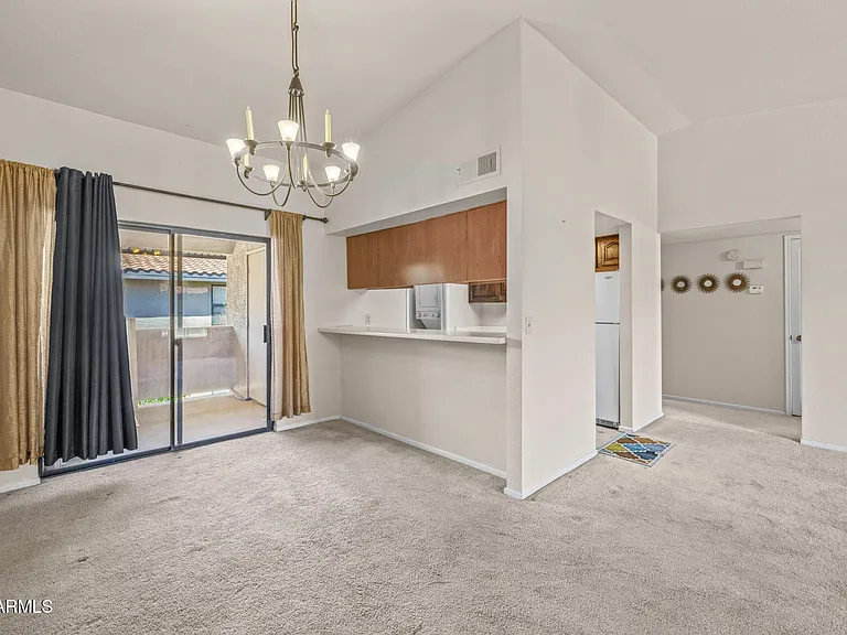 1402 E Guadalupe Rd #215 — Photo 5