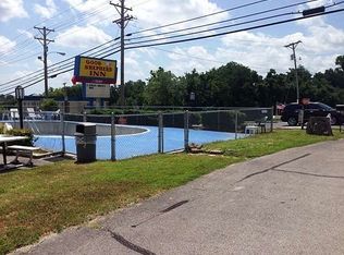 1023 W Main St, Branson, MO 65616