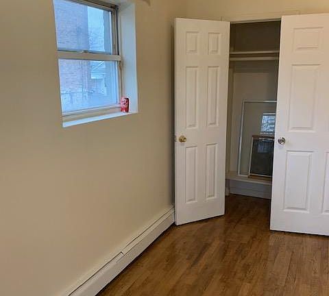 5th image of 2923 Radcliff Ave