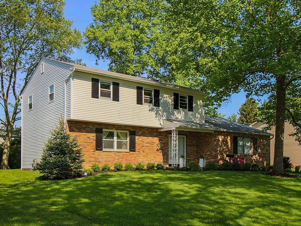 1st image of 4485 Sussex Dr