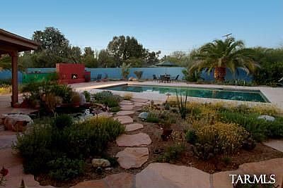 Colonia Solana Central Tucson one acre property