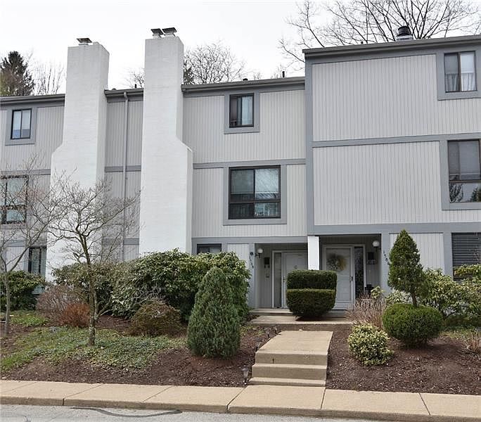 1st image of 1588 Pinehurst Dr