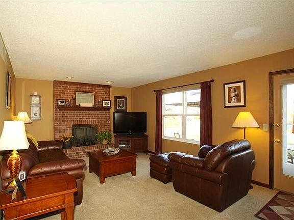 2nd image of 4890 Old Tower Ct