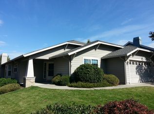 3305 Hidden Springs Dr, Medford, OR 97504