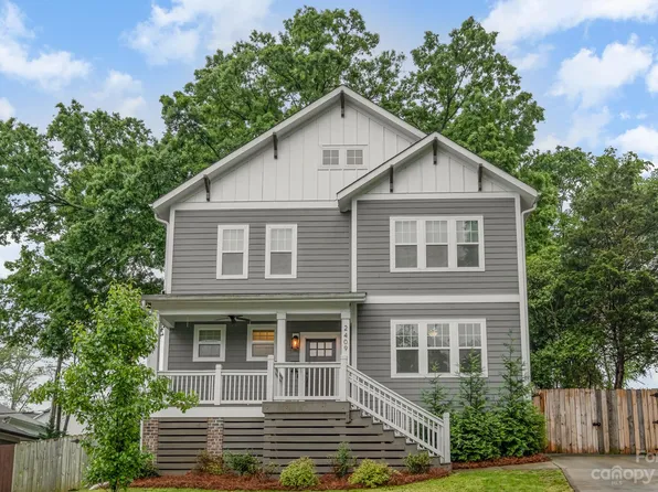 2409 Columbus Cir, Charlotte, NC 28208