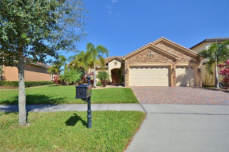 1st image of 9912 Hatton Cir