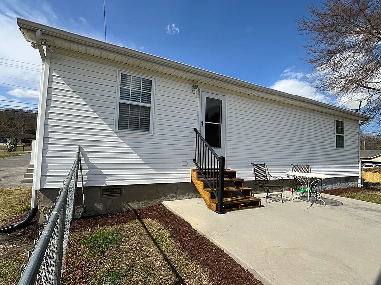 6104 Ball Rd — Photo 11