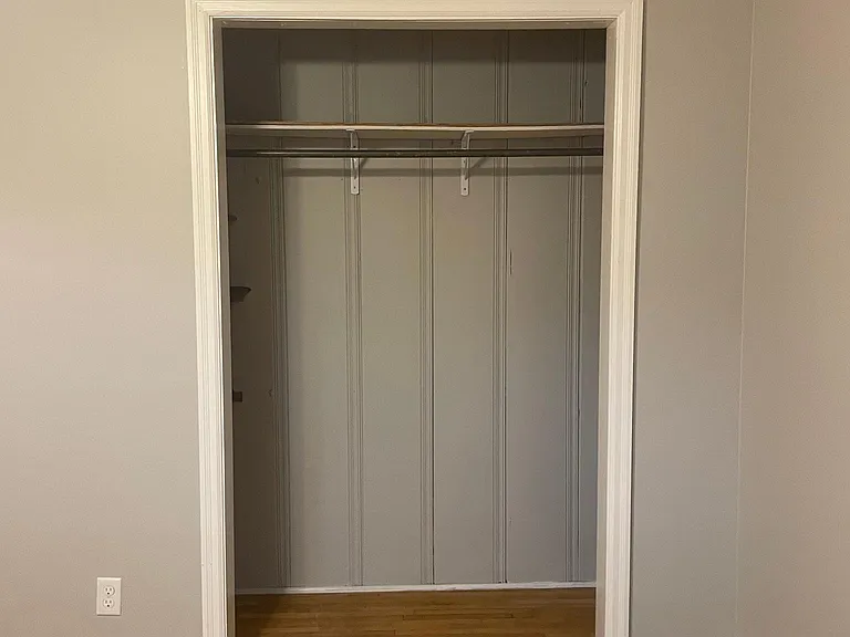 214 W Meadow Dr — Photo 17