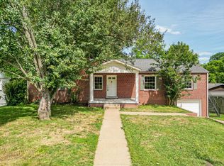 1204 Rolling Fields Dr, Columbia, TN 38401