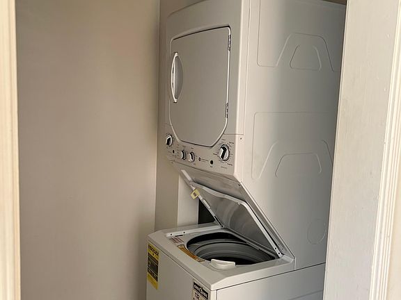 4th image of 2609 Euclid St APT B