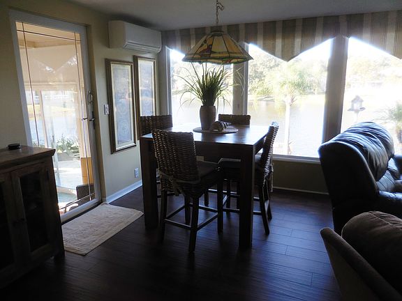 5th image of 731 Turnberry Ln