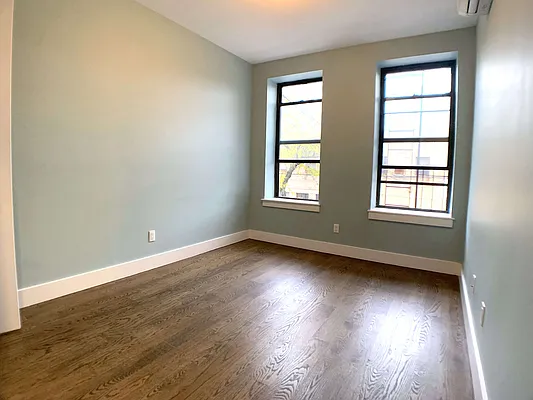 Rented by Nooklyn NYC LLC | media 23